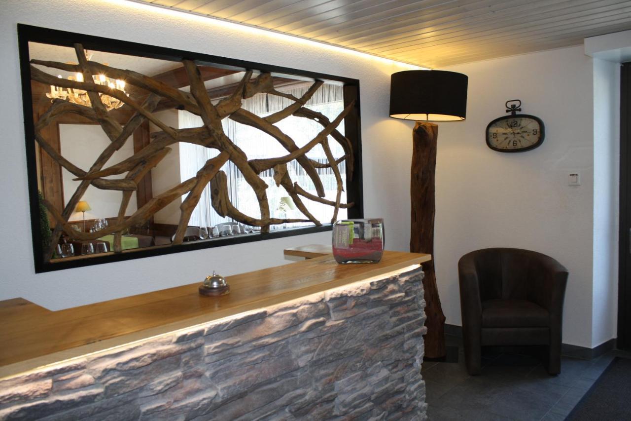 Hotel De La Gare Monthey Eksteriør bilde