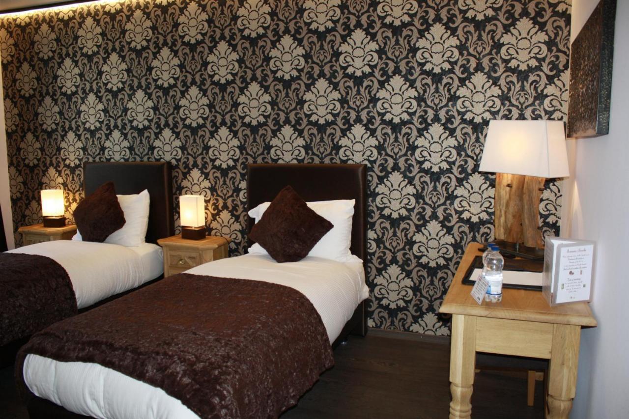 Hotel De La Gare Monthey Eksteriør bilde
