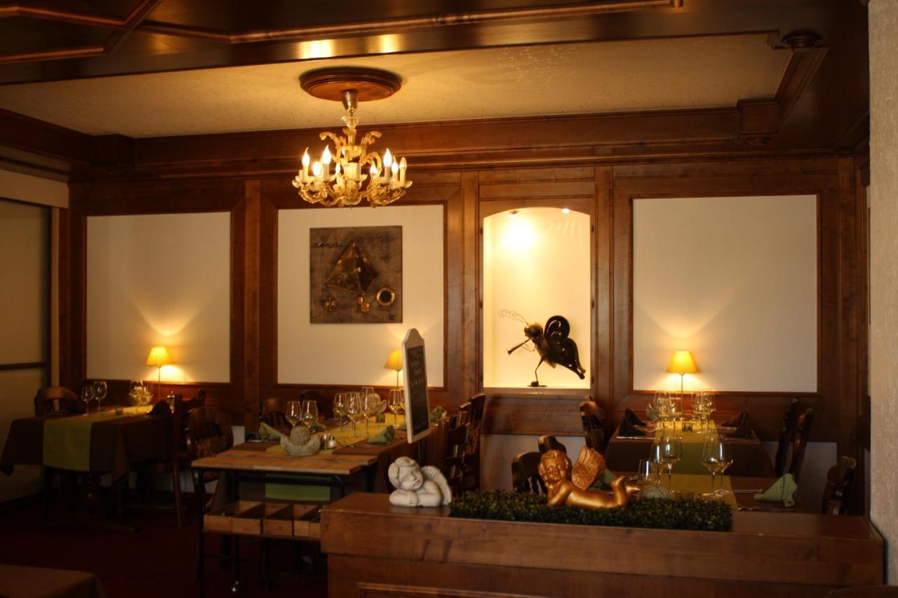 Hotel De La Gare Monthey Eksteriør bilde