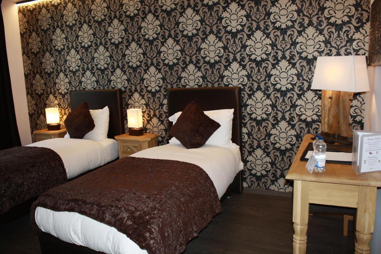 Hotel De La Gare Monthey Eksteriør bilde
