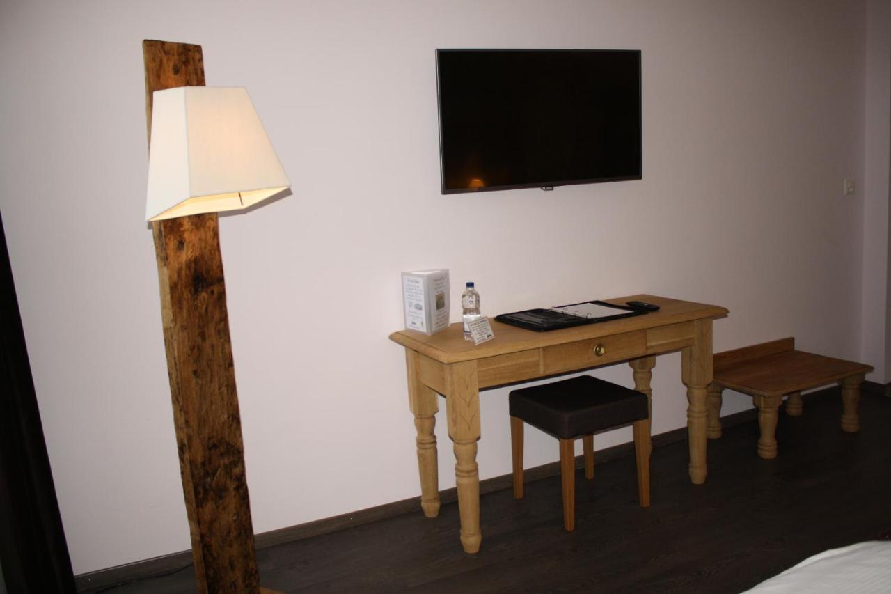 Hotel De La Gare Monthey Eksteriør bilde