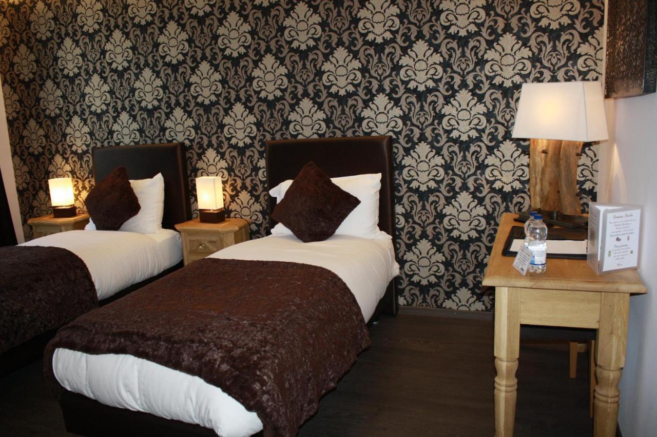Hotel De La Gare Monthey Eksteriør bilde