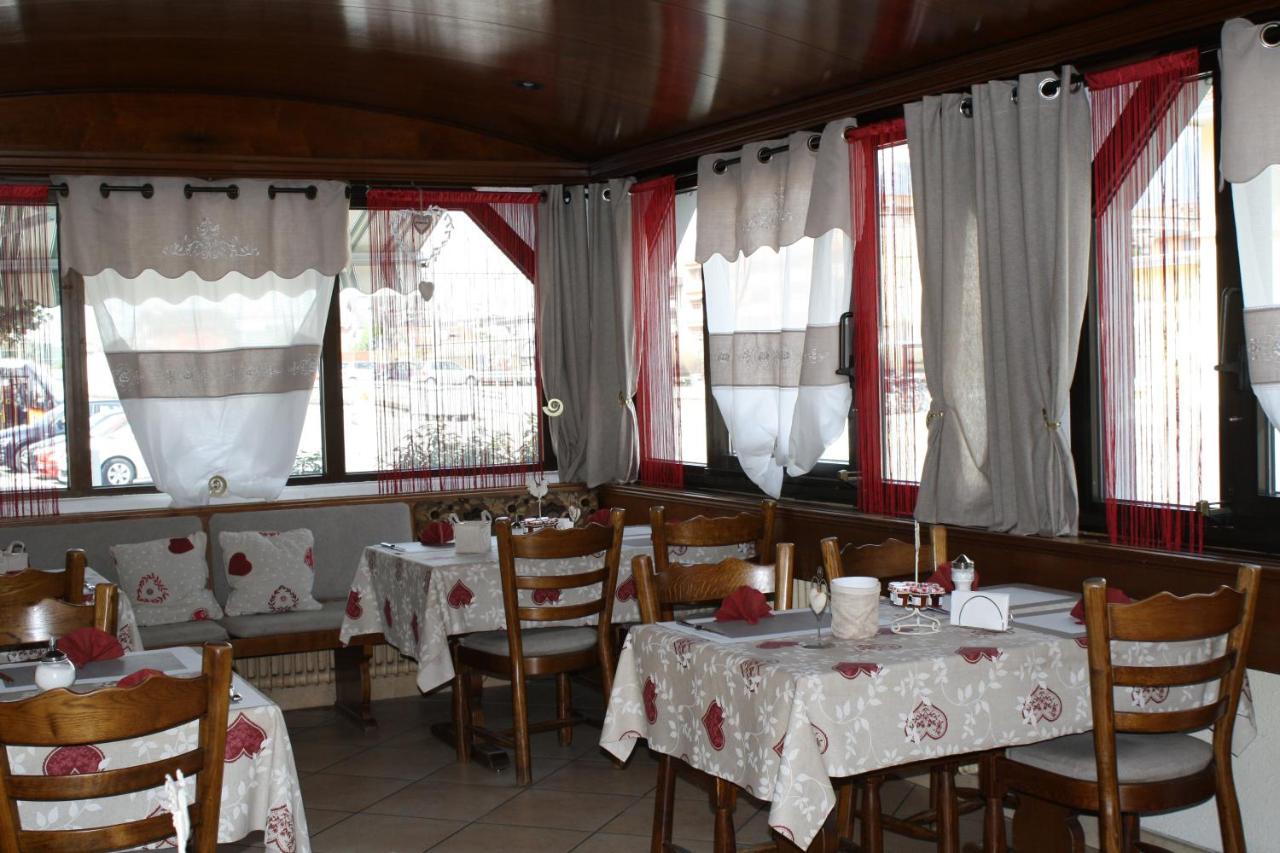 Hotel De La Gare Monthey Eksteriør bilde